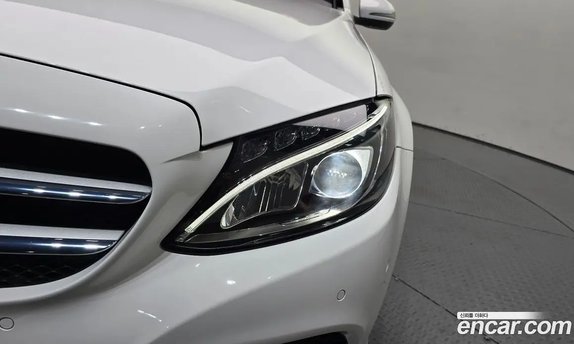 Mercedes-Benz C-Class 2018 2.0 автомат (гидро), фото 8 Mercedes-Benz C-Class 2018 2.0 автомат (гидро), фото 8