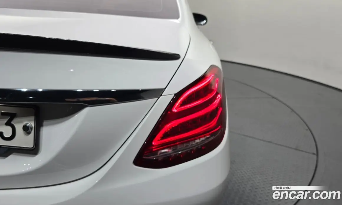Mercedes-Benz C-Class 2018 2.0 автомат (гидро), фото 9 Mercedes-Benz C-Class 2018 2.0 автомат (гидро), фото 9