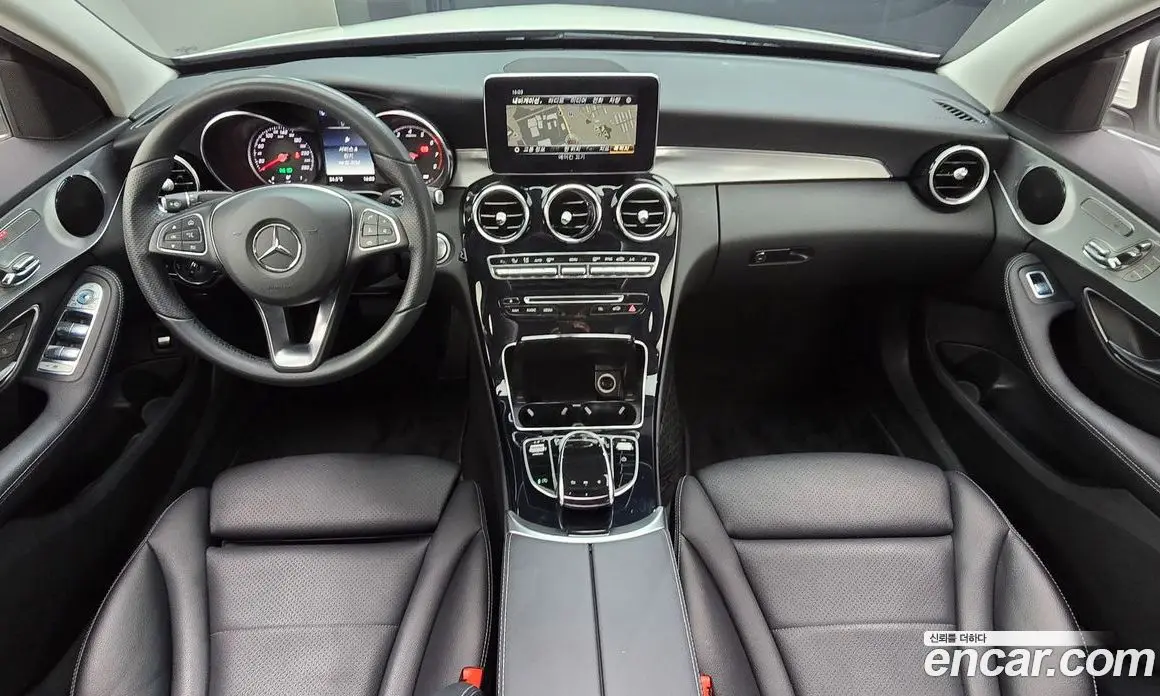 Mercedes-Benz C-Class 2018 2.0 автомат (гидро), фото 10 Mercedes-Benz C-Class 2018 2.0 автомат (гидро), фото 10