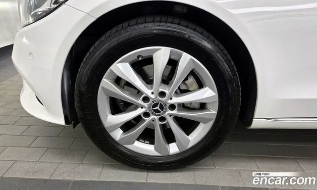 Mercedes-Benz C-Class 2020 2.0 автомат (гидро), миниатюра 5 Mercedes-Benz C-Class 2020 2.0 автомат (гидро), миниатюра 5