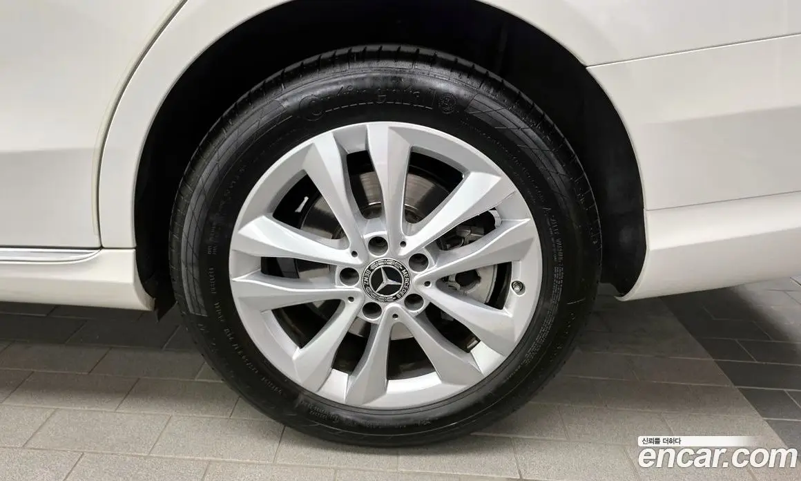 Mercedes-Benz C-Class 2020 2.0 автомат (гидро), фото 7 Mercedes-Benz C-Class 2020 2.0 автомат (гидро), фото 7