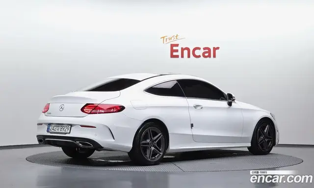 Mercedes-Benz C-Class 2021 2.0 автомат (гидро), миниатюра 2
