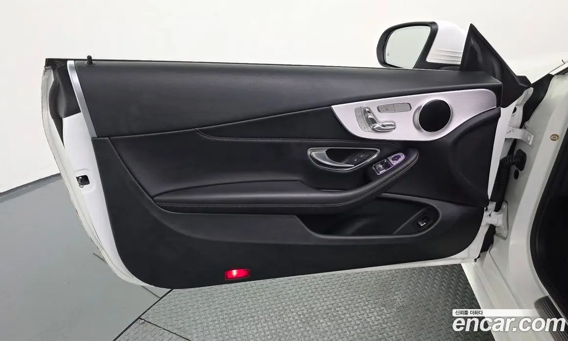Mercedes-Benz C-Class 2021 2.0 автомат (гидро), фото 14