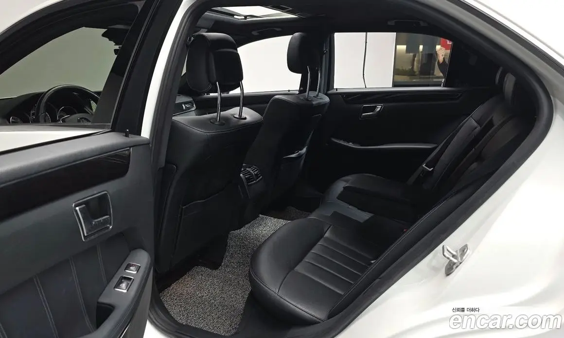 Mercedes-Benz E-Class 2015 2.1 автомат (гидро), фото 16 Mercedes-Benz E-Class 2015 2.1 автомат (гидро), фото 16