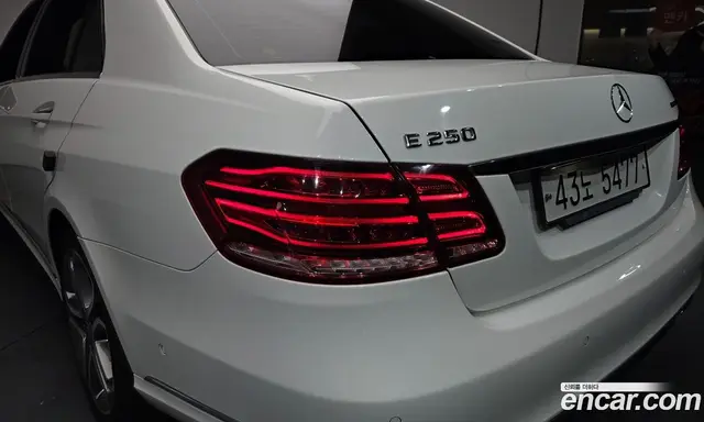 Mercedes-Benz E-Class 2015 2.1 автомат (гидро), миниатюра 8 Mercedes-Benz E-Class 2015 2.1 автомат (гидро), миниатюра 8