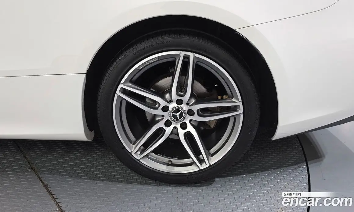 Mercedes-Benz E-Class 2019 1.9 автомат (гидро), фото 7 Mercedes-Benz E-Class 2019 1.9 автомат (гидро), фото 7