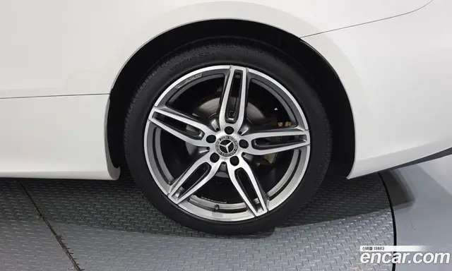 Mercedes-Benz E-Class 2019 1.9 автомат (гидро), миниатюра 7 Mercedes-Benz E-Class 2019 1.9 автомат (гидро), миниатюра 7