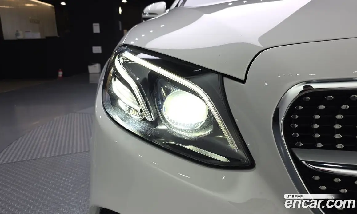 Mercedes-Benz E-Class 2019 1.9 автомат (гидро), фото 8 Mercedes-Benz E-Class 2019 1.9 автомат (гидро), фото 8