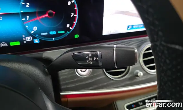 Mercedes-Benz E-Class 2021 2.0 автомат (гидро), миниатюра 12