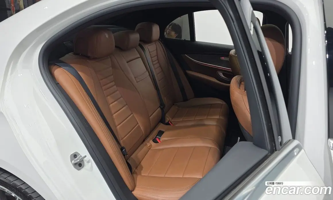 Mercedes-Benz E-Class 2021 2.0 автомат (гидро), фото 19