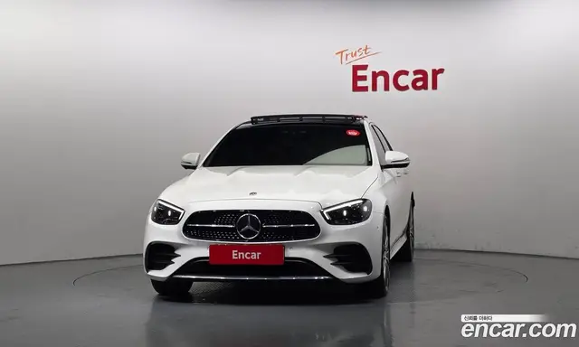 Mercedes-Benz E-Class 2021 2.0 автомат (гидро), миниатюра 3