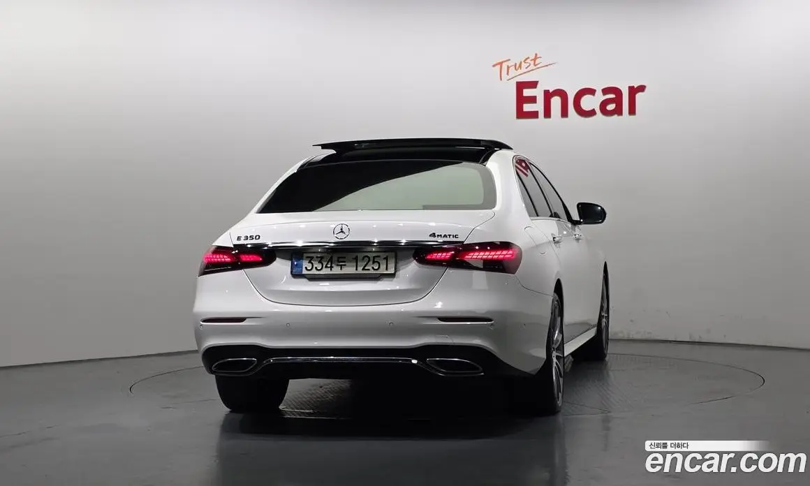 Mercedes-Benz E-Class 2021 2.0 автомат (гидро), фото 4