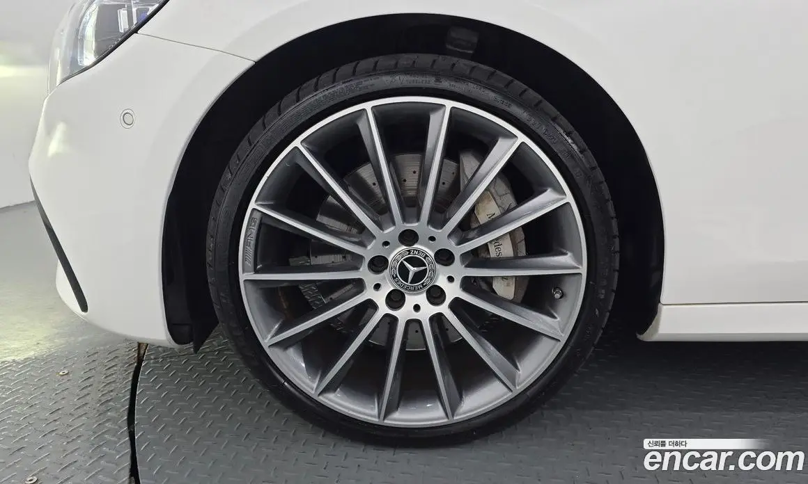 Mercedes-Benz E-Class 2021 2.0 автомат (гидро), фото 5