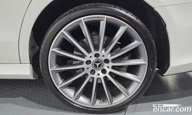 Mercedes-Benz E-Class 2021 2.0 автомат (гидро), миниатюра 7