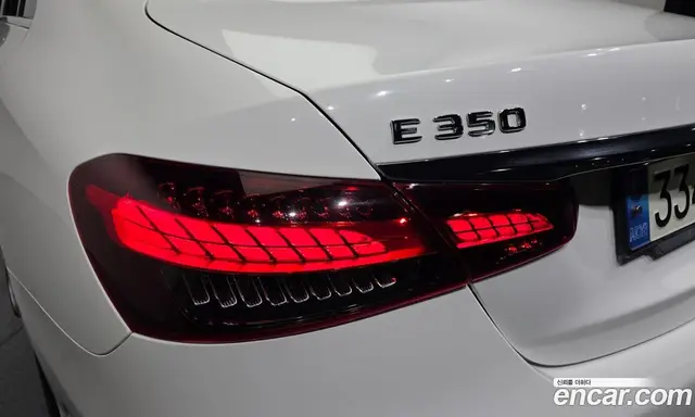 Mercedes-Benz E-Class 2021 2.0 автомат (гидро), миниатюра 9