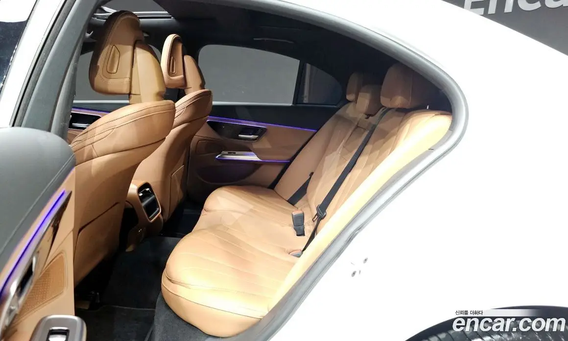 Mercedes-Benz E-Class 2024 2.0 автомат (гидро), фото 16
