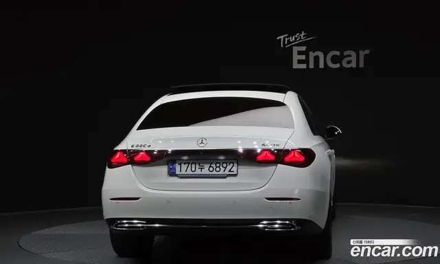 Mercedes-Benz E-Class 2024 2.0 автомат (гидро), миниатюра 4