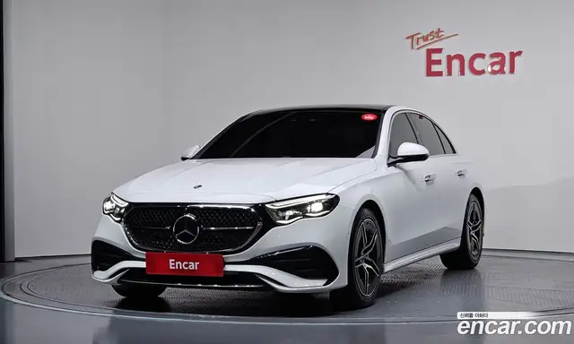 Mercedes-Benz E-Class, 2024, 33 813 км