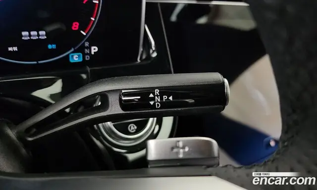 Mercedes-Benz E-Class 2024 2.0 автомат (гидро), миниатюра 12