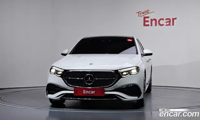 Mercedes-Benz E-Class 2024 2.0 автомат (гидро), миниатюра 3 Mercedes-Benz E-Class 2024 2.0 автомат (гидро), миниатюра 3