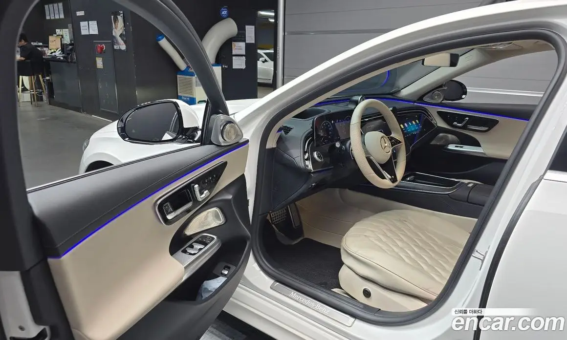 Mercedes-Benz E-Class 2024 2.0 автомат (гидро), фото 13