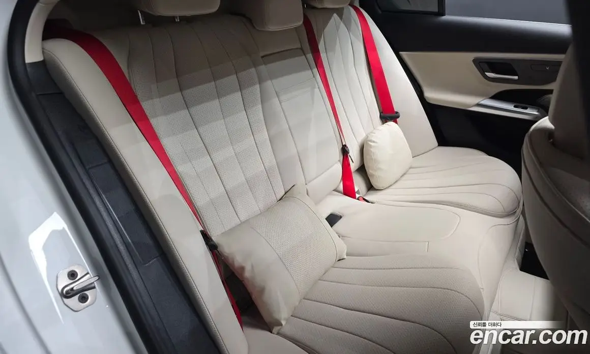 Mercedes-Benz E-Class 2024 2.0 автомат (гидро), фото 17