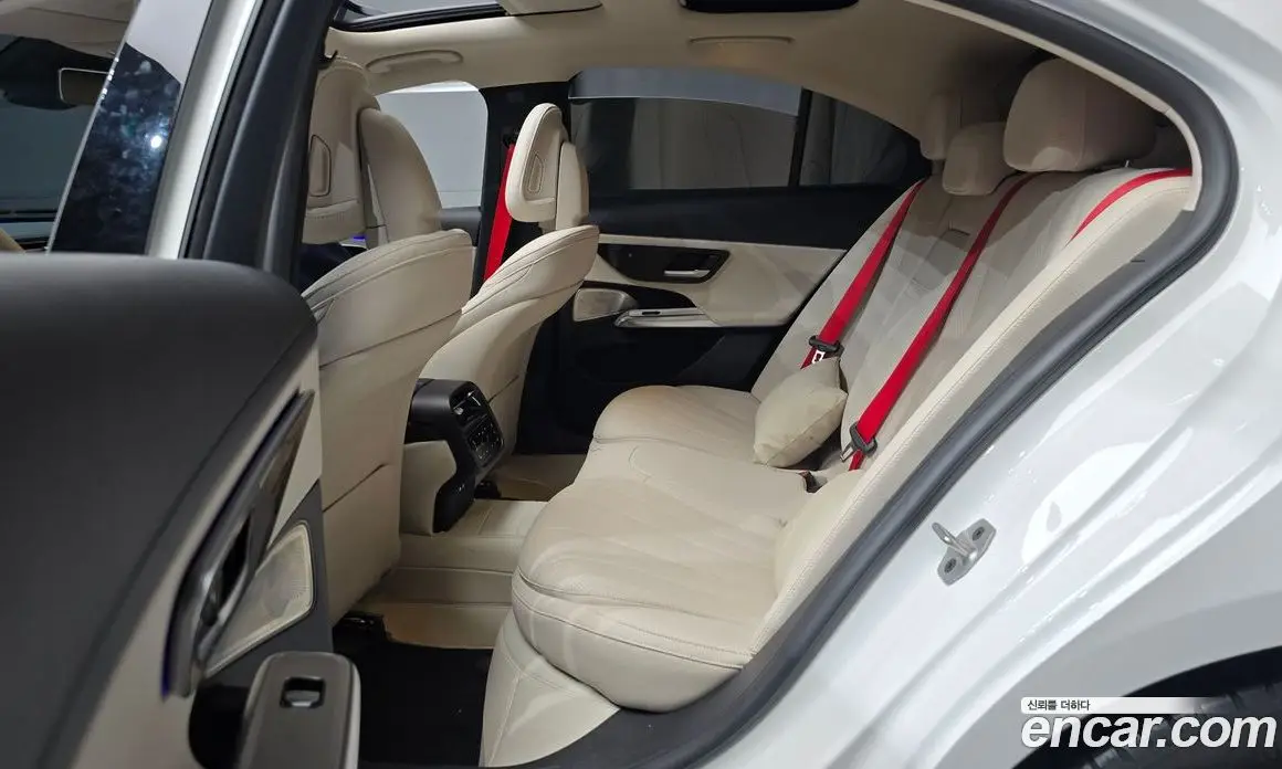 Mercedes-Benz E-Class 2024 2.0 автомат (гидро), фото 18