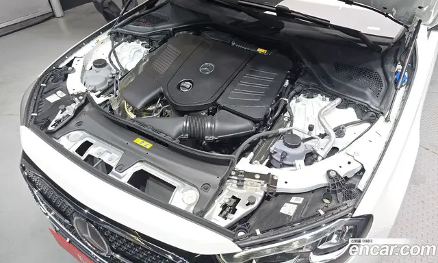 Mercedes-Benz E-Class 2024 2.0 автомат (гидро), миниатюра 6