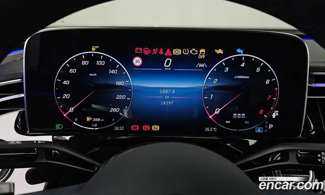 Mercedes-Benz E-Class 2026 2.0 автомат (гидро), миниатюра 11