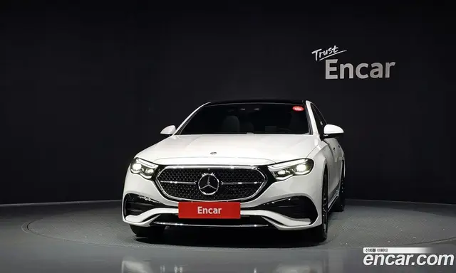 Mercedes-Benz E-Class 2026 2.0 автомат (гидро), миниатюра 3
