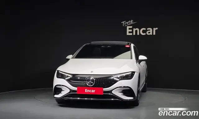 Mercedes-Benz EQE 2023 0.3 автомат (гидро), миниатюра 3