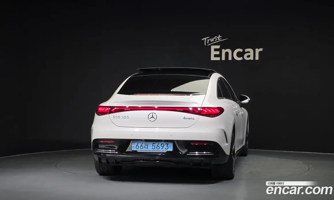 Mercedes-Benz EQE 2023 0.3 автомат (гидро), фото 4