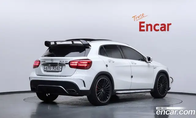 Mercedes-Benz GLA-Class 2017 2.0 автомат (гидро), миниатюра 2