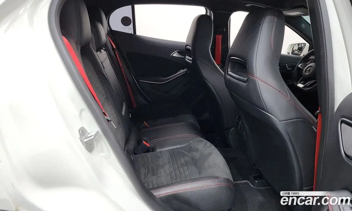 Mercedes-Benz GLA-Class 2017 2.0 автомат (гидро), фото 17