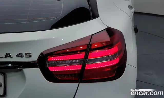 Mercedes-Benz GLA-Class 2017 2.0 автомат (гидро), миниатюра 9