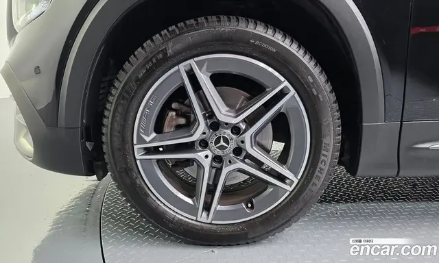 Mercedes-Benz GLB-Class 2023 2.0 автомат (гидро), миниатюра 5 Mercedes-Benz GLB-Class 2023 2.0 автомат (гидро), миниатюра 5