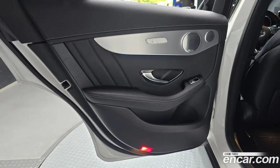 Mercedes-Benz GLC-Class 2019 2.0 автомат (гидро), фото 15