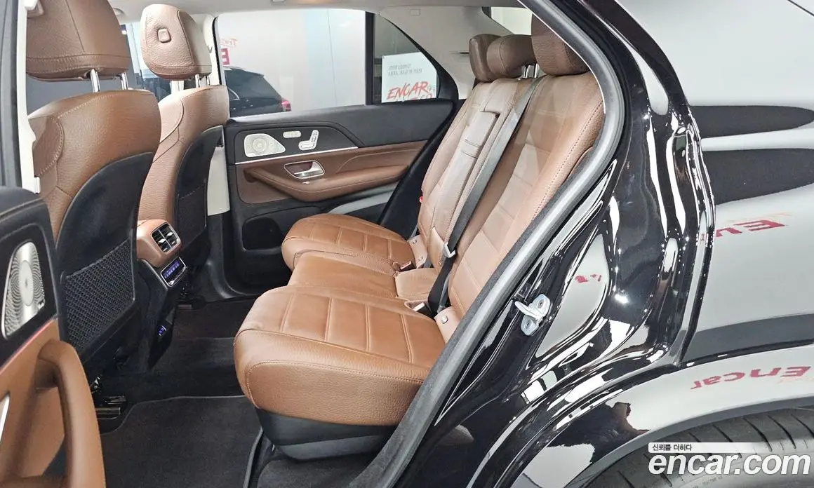 Mercedes-Benz GLE-Class 2025 3.0 автомат (гидро), фото 15 Mercedes-Benz GLE-Class 2025 3.0 автомат (гидро), фото 15