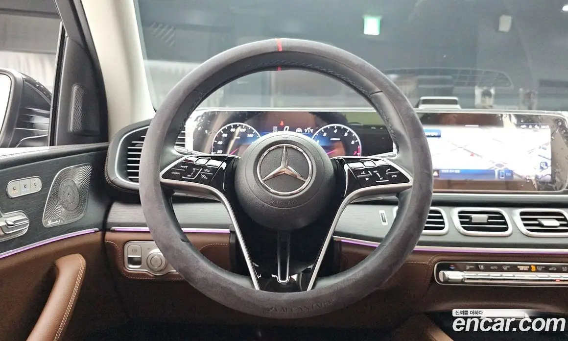 Mercedes-Benz GLE-Class 2025 3.0 автомат (гидро), фото 18 Mercedes-Benz GLE-Class 2025 3.0 автомат (гидро), фото 18