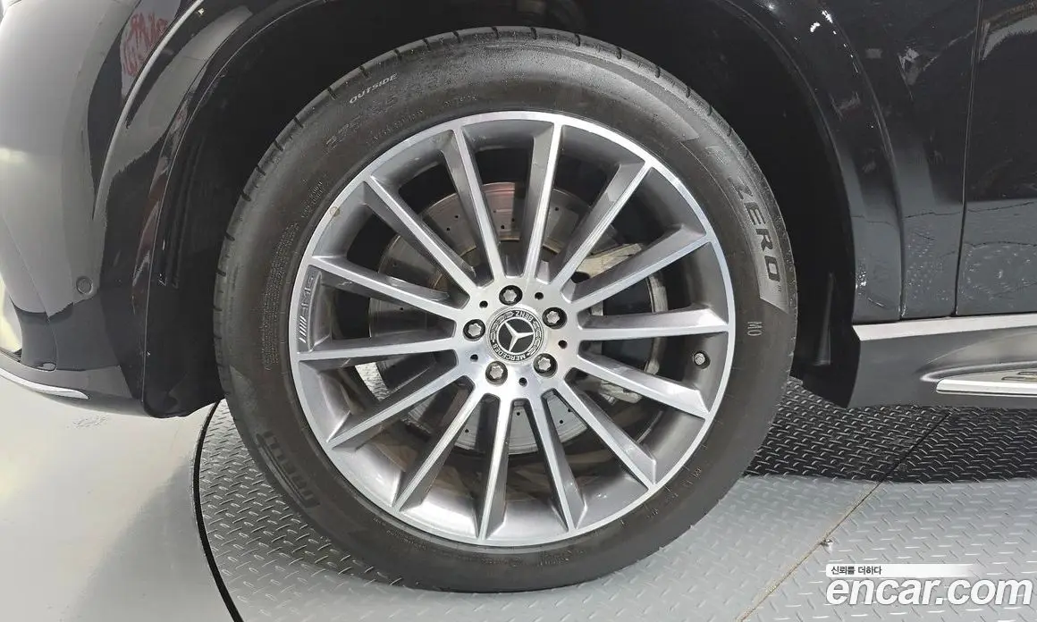 Mercedes-Benz GLE-Class 2025 3.0 автомат (гидро), фото 4 Mercedes-Benz GLE-Class 2025 3.0 автомат (гидро), фото 4