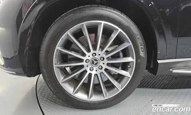 Mercedes-Benz GLE-Class 2025 3.0 автомат (гидро), миниатюра 4 Mercedes-Benz GLE-Class 2025 3.0 автомат (гидро), миниатюра 4