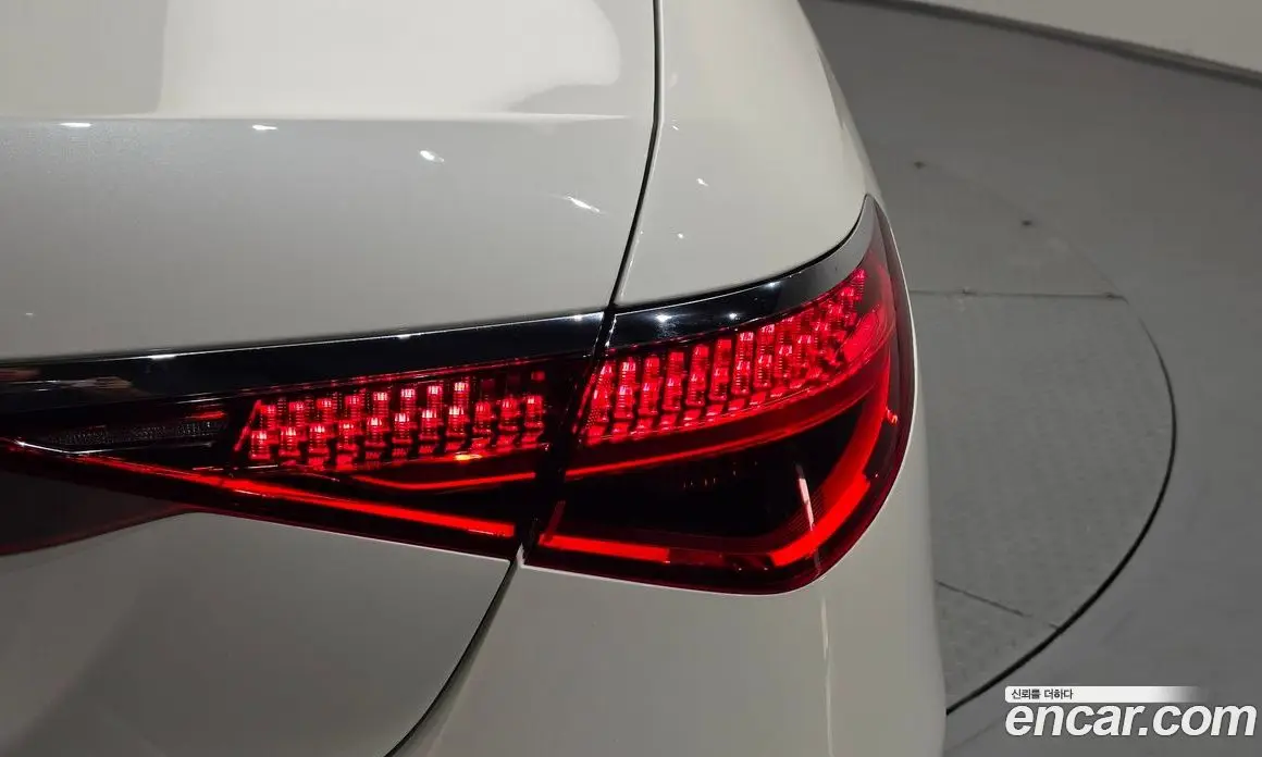 Mercedes-Benz S-Class 2022 2.9 автомат (гидро), фото 9 Mercedes-Benz S-Class 2022 2.9 автомат (гидро), фото 9