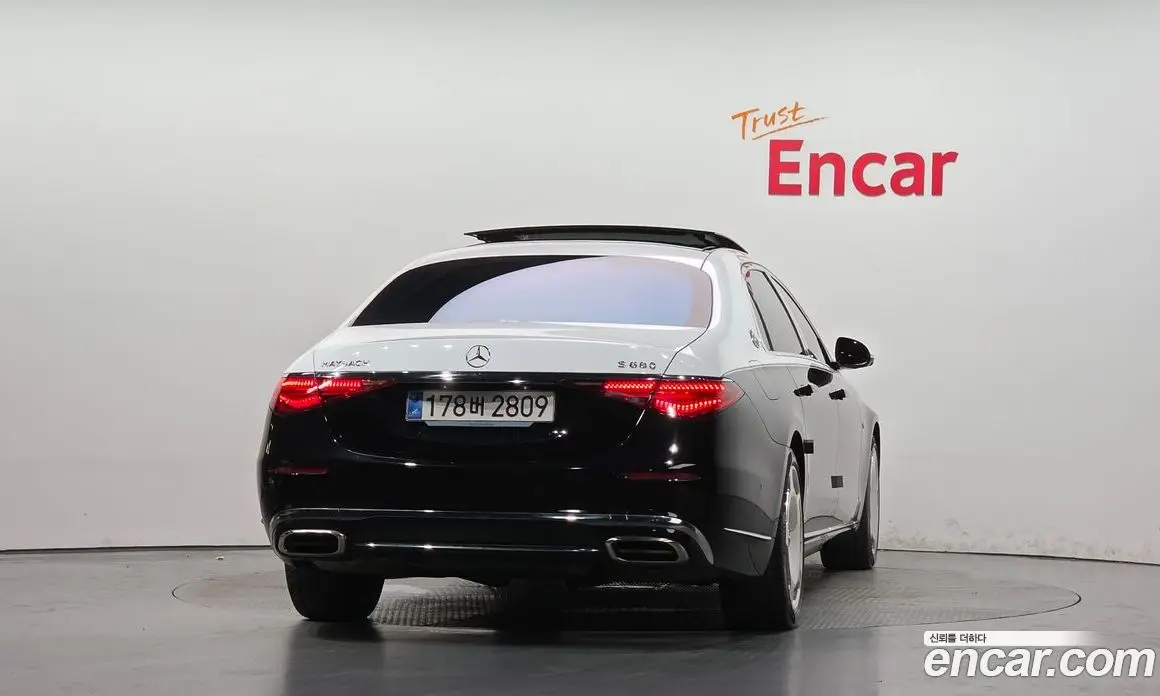 Mercedes-Benz S-Class 2024 4.0 автомат (гидро), фото 4 Mercedes-Benz S-Class 2024 4.0 автомат (гидро), фото 4