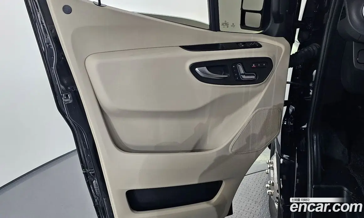 Mercedes-Benz Sprinter 2023 3.0 автомат (гидро), фото 14 Mercedes-Benz Sprinter 2023 3.0 автомат (гидро), фото 14