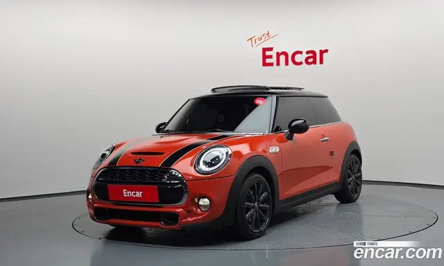 Mini Cooper, 2018, 82 658 км
