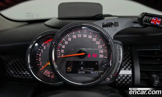 Mini Cooper 2018 2.0 автомат (гидро), миниатюра 11