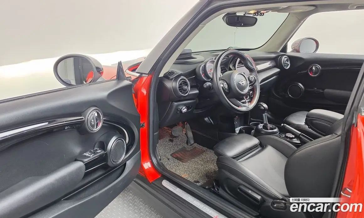 Mini Cooper 2018 2.0 автомат (гидро), фото 13