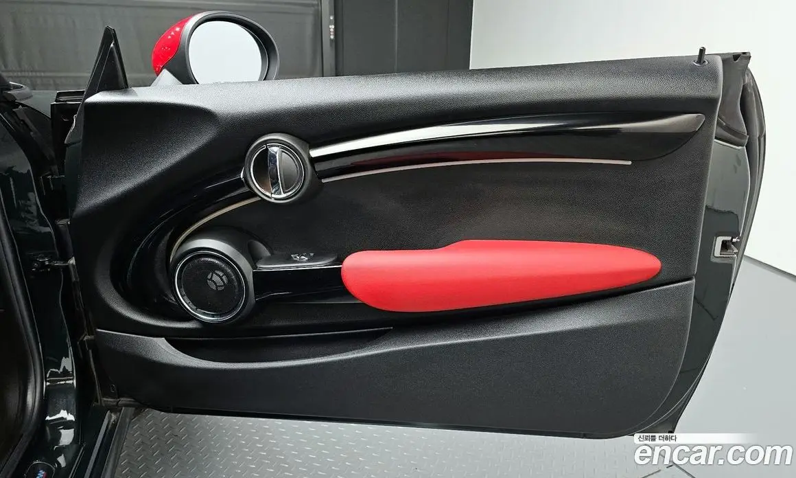 Mini Cooper 2019 2.0 автомат (гидро), фото 15 Mini Cooper 2019 2.0 автомат (гидро), фото 15