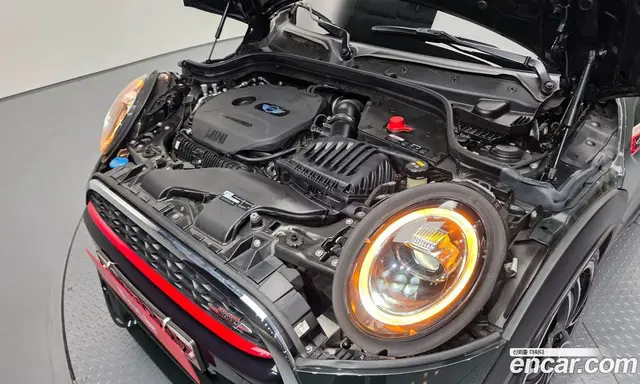 Mini Cooper 2019 2.0 автомат (гидро), миниатюра 6 Mini Cooper 2019 2.0 автомат (гидро), миниатюра 6