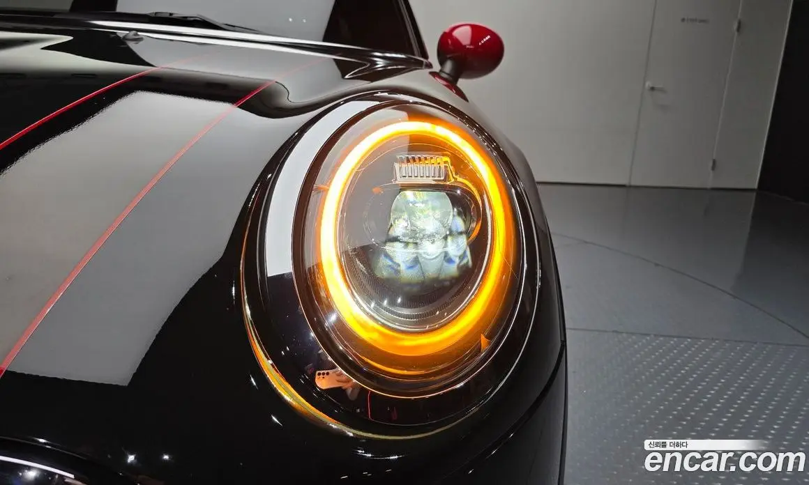 Mini Cooper 2019 2.0 автомат (гидро), фото 8 Mini Cooper 2019 2.0 автомат (гидро), фото 8